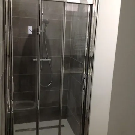Ferienwohnung Charme Et Modernite Au Coeur De Lyon Exterior foto