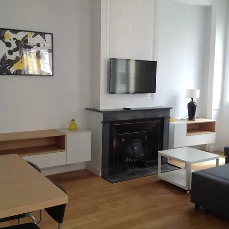 Ferienwohnung Charme Et Modernite Au Coeur De Lyon Exterior foto